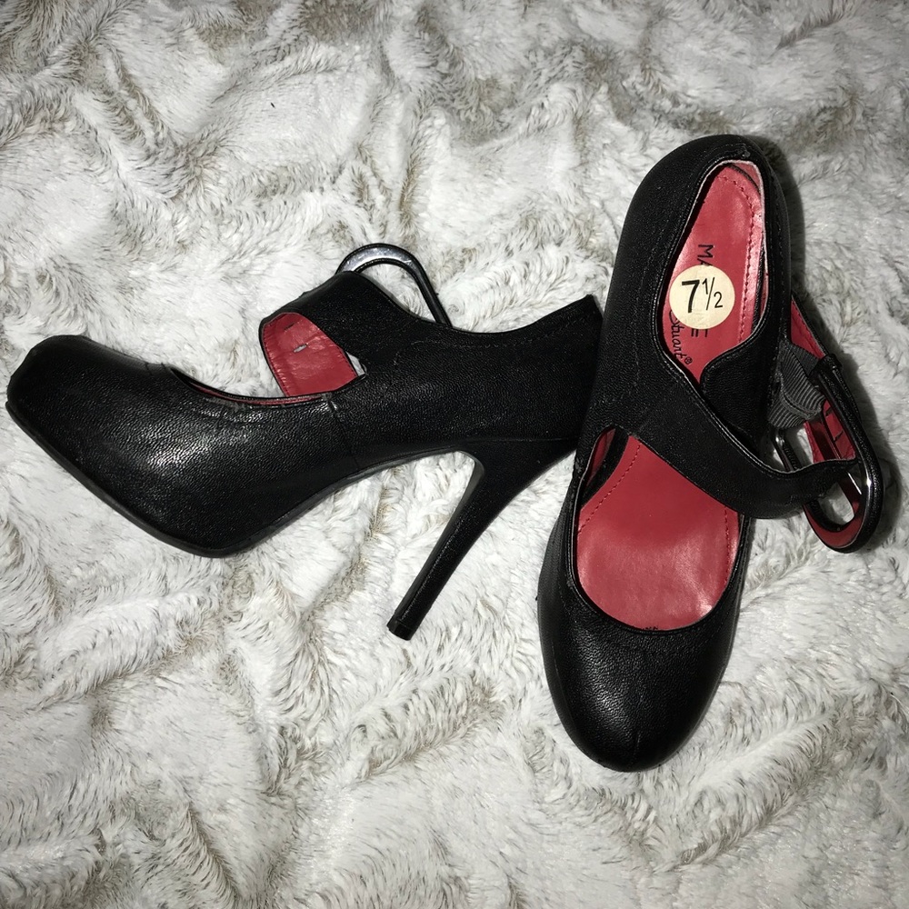 Mary Jane heels